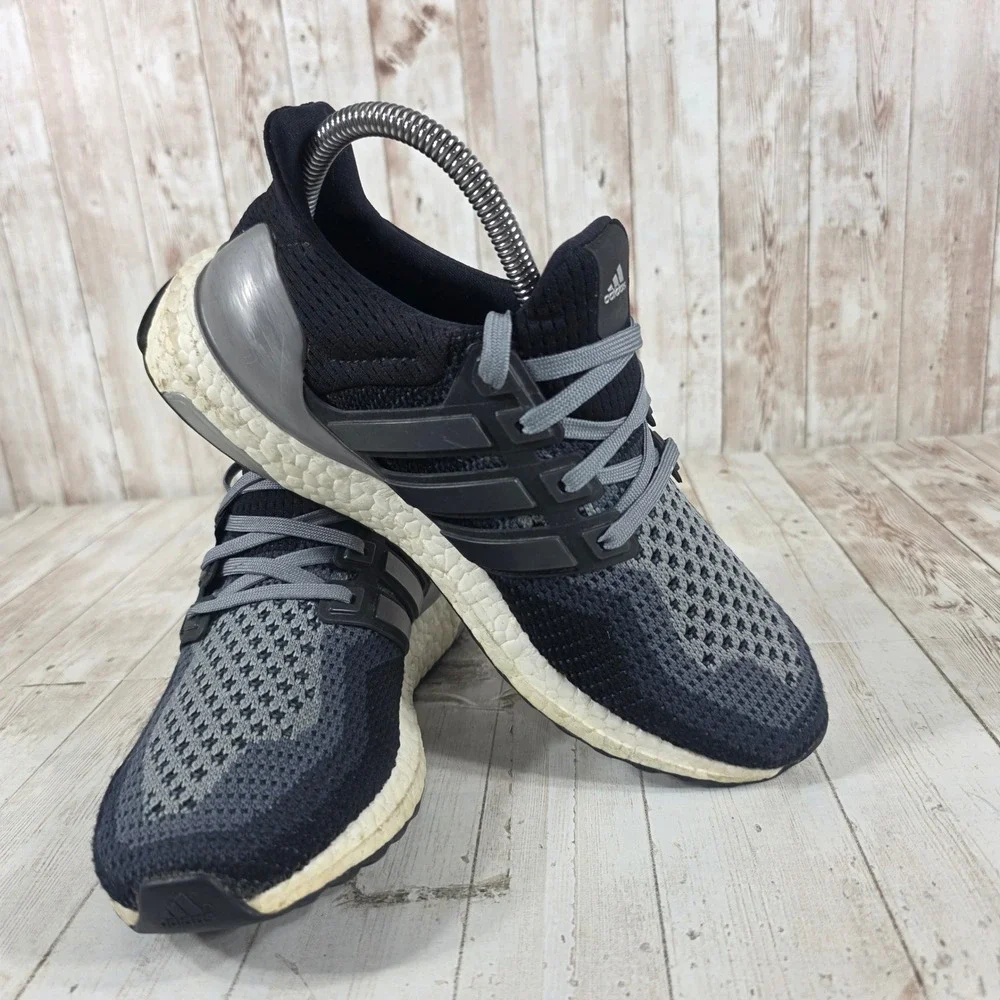 Adidas UltraBoost 2.0 Core Black Grey Running Shoes‎ AF5141 Womens 7 Mens 5.5